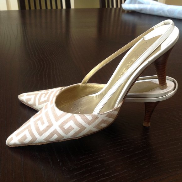 Givenchy Vintage Monogram Canvas/Leather heels - Picture 1 of 7